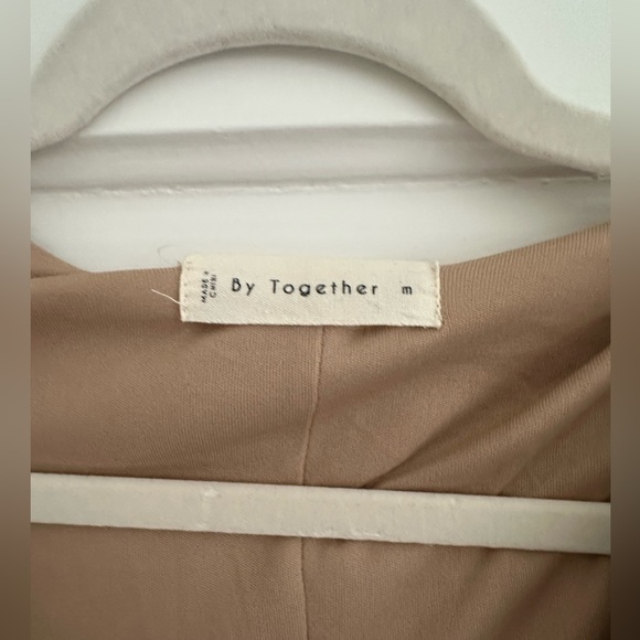 Sequin Dress with balloon sleeves - Picture 5 of 8